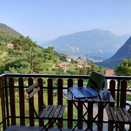 La Rustica Sul Lago Di Tenno Mansarda Exterior photo